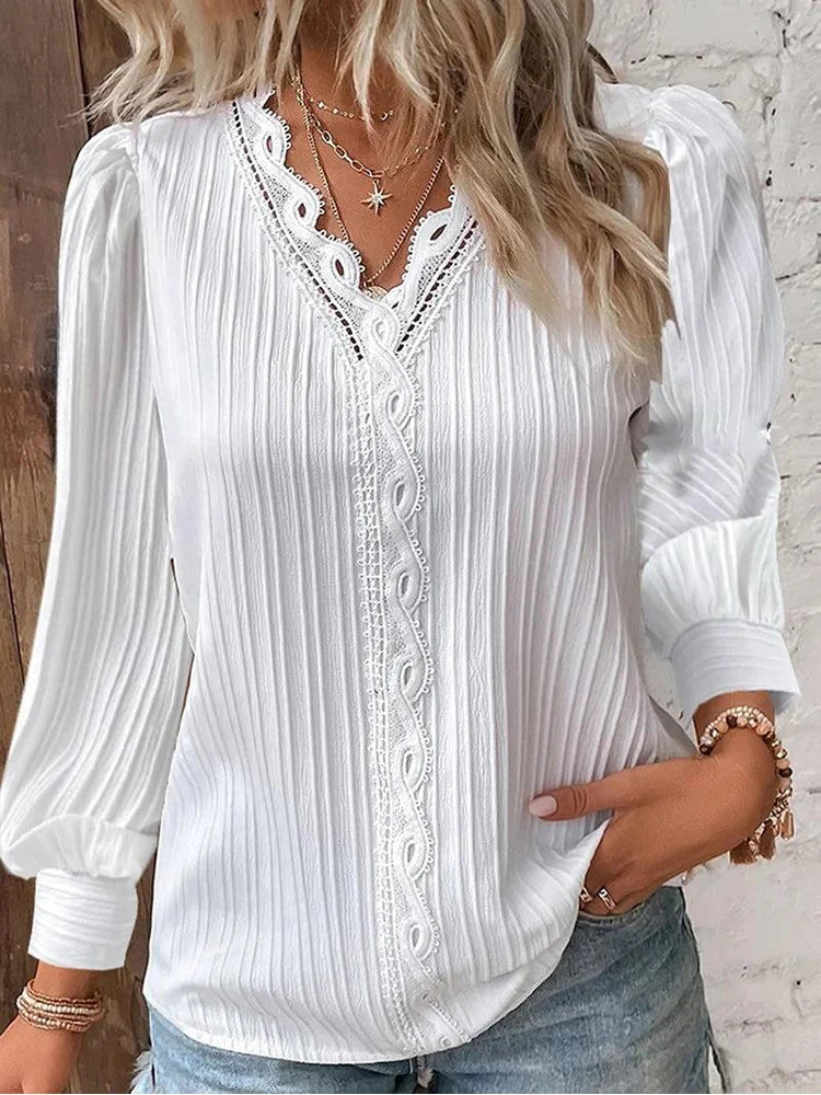 Estee - Blouse with lace details