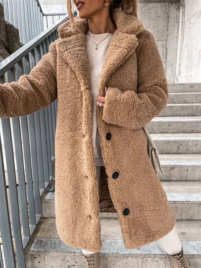 Celina - Elegant and soft wool coat