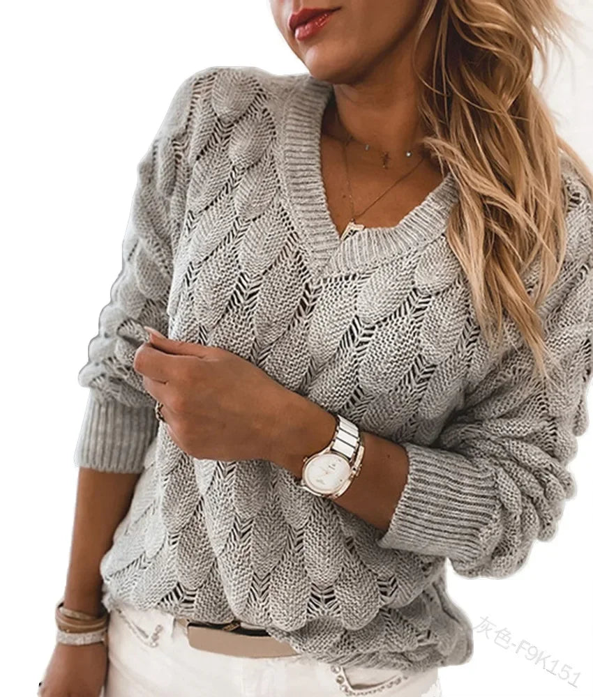 Essencia | Casual V-Neck Sweater