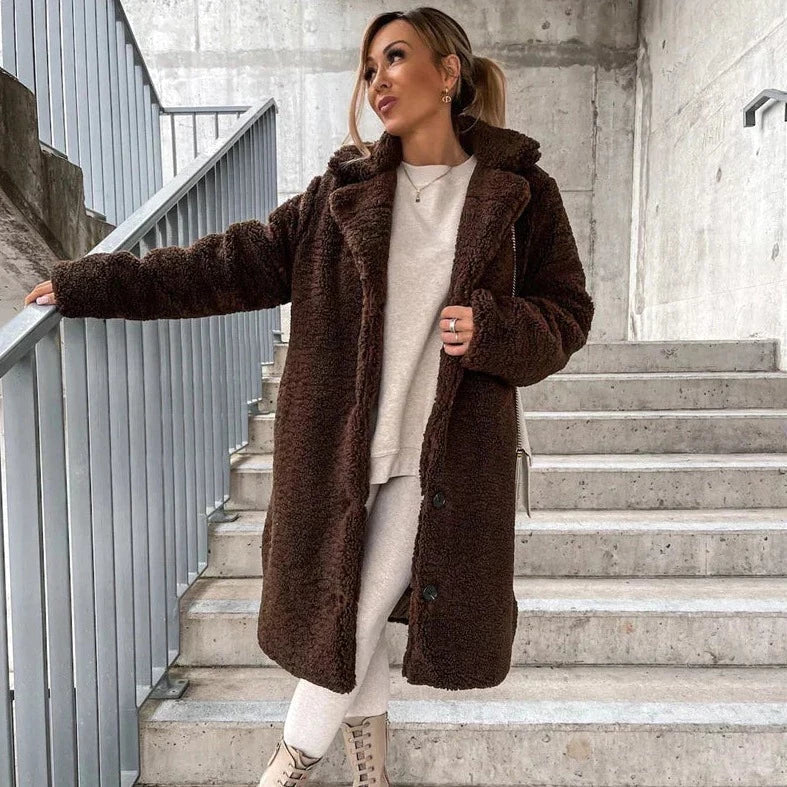 Celina - Elegant and soft wool coat