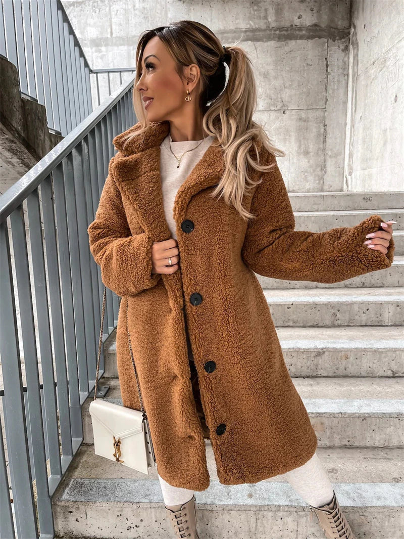 Celina - Elegant and soft wool coat